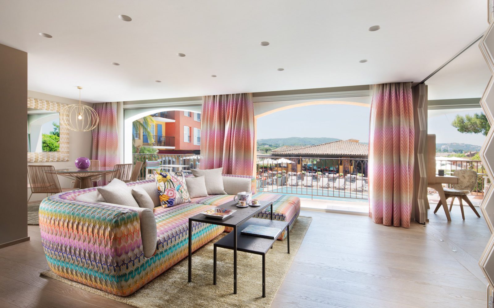 byblos-saint-tropez-Suite-Missoni-Home-Hotel-Byblos-Saint-Tropez-2-1600x1000