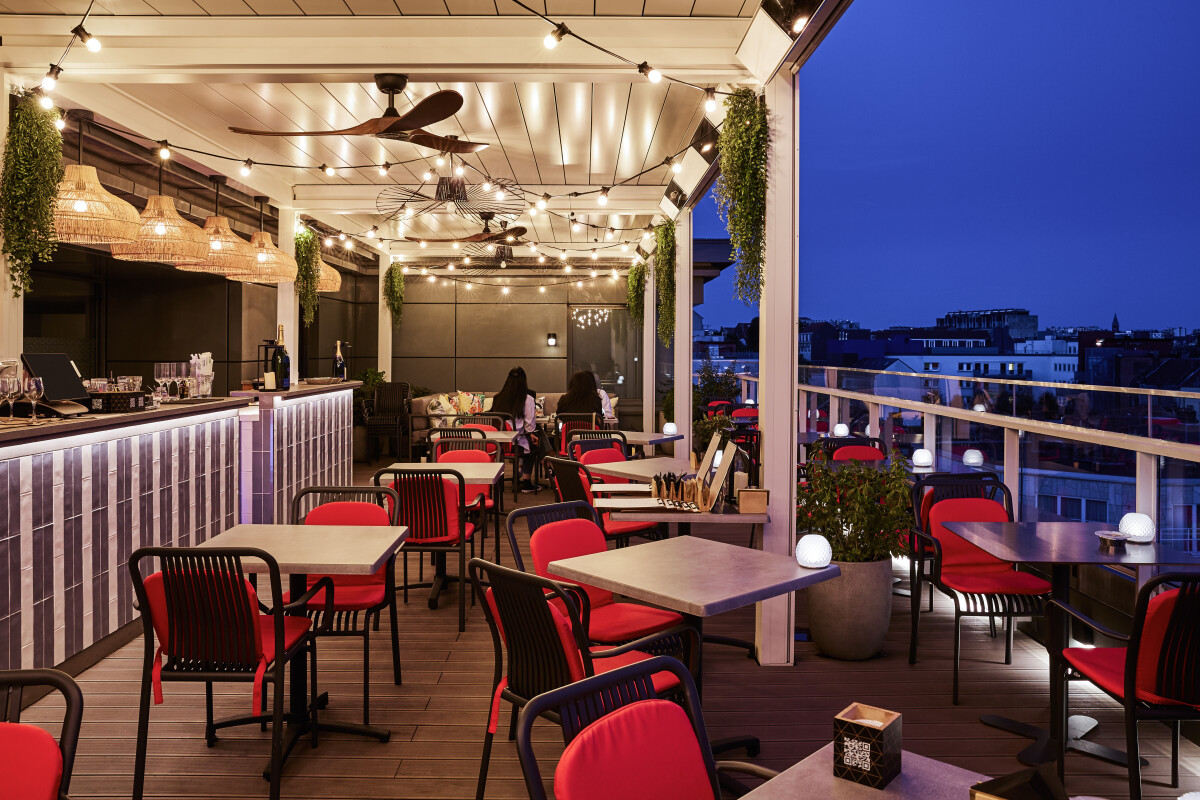 sofitel-brussels-europe-rooftop-nuit-018-abaca
