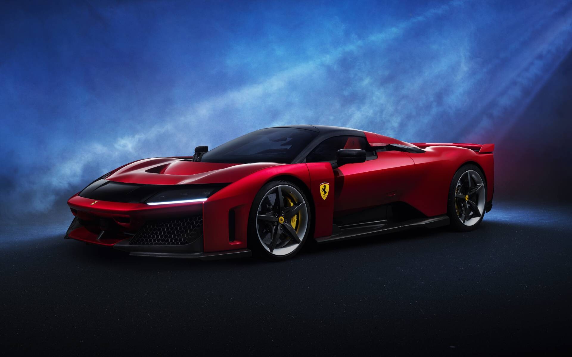 news-main-ferrari-sassocie-a-michelin-pour-la-f80.1729508786.jpeg