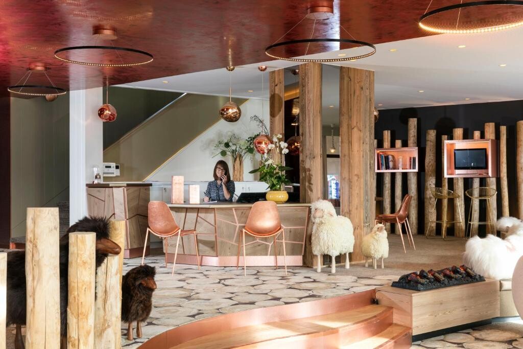 Réceptionniste tournant (h/f)